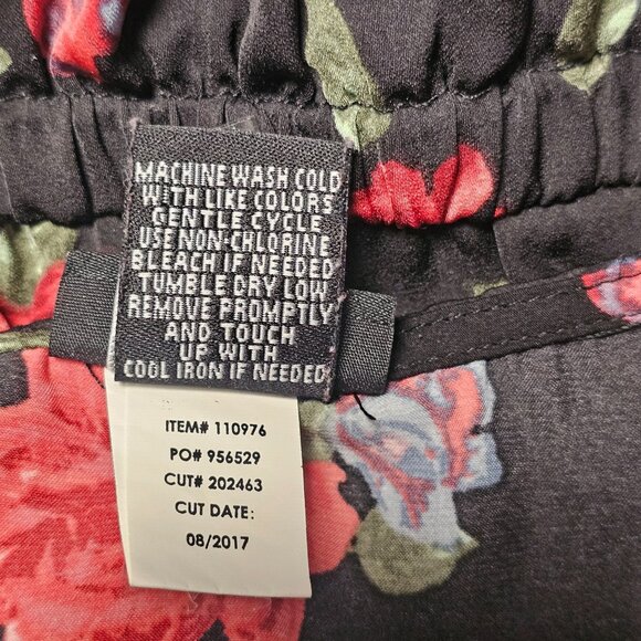 Torrid Black & Red Floral Short Sleeve Empire Waist Tunic Blouse Plus Size 3 - Picture 5 of 7